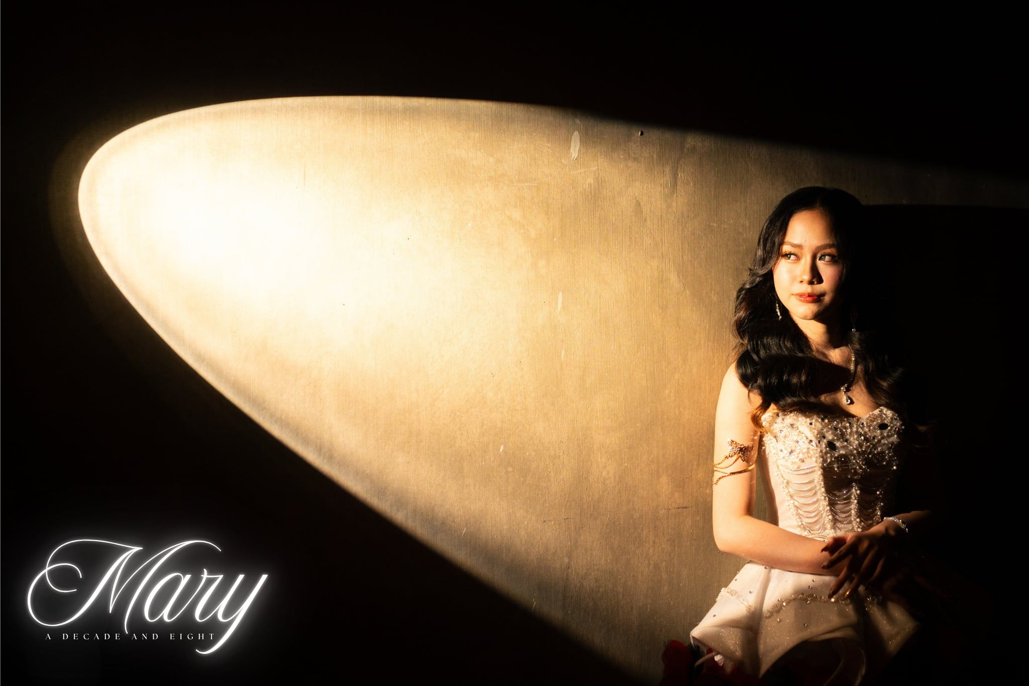 Mary's debut, photo 1