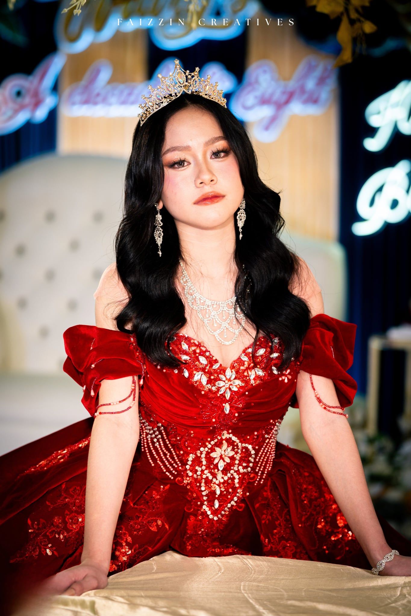 Mary, debut portrait
